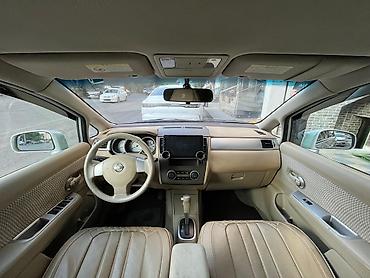 bort baqaj: Nissan Tiida hatchback – gümüşü rəng Xüsusiyyətlər və təchizat: - — 4