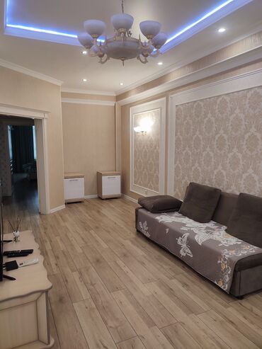 Посуточная аренда квартир: 2 комнаты, Душевая кабина, Постельное белье, Кондиционер — 2