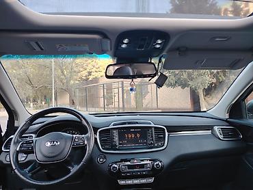 Kia: Kia Sorento: 2 л | 2018 г. Внедорожник — 3