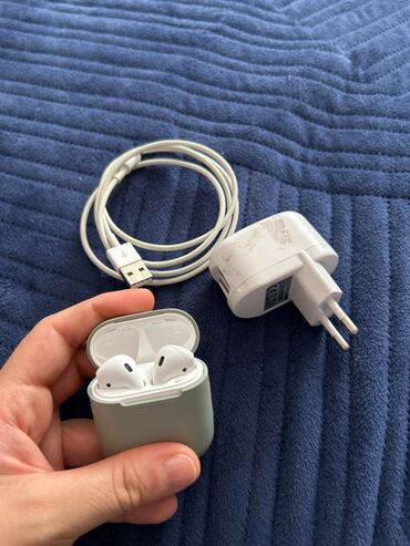 işlənmiş ucuz soyuducu: Salam ipods nausnik Almaniyadan alinib az islenib qiymet 150 azn