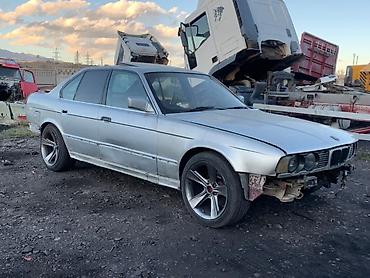 муси биси: BMW 5 series: 1991 г., 2.5 л, Механика, Бензин, Седан — 4