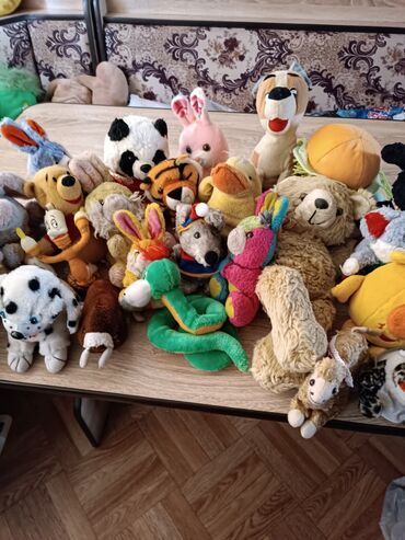 мягкая игрушка медвежонок: Коллекция мягких игрушек. 70 штук. цена 3500сом, срочно