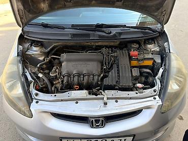 подкрилник фит: Honda Jazz: 2003 г., 1.3 л, Автомат, Бензин, Хэтчбэк — 6