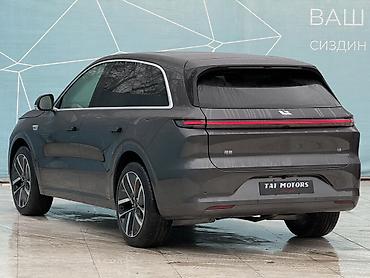 Lixiang: Lixiang L6: 2024 г., 1.5 л, Автомат, Гибрид, Внедорожник — 3