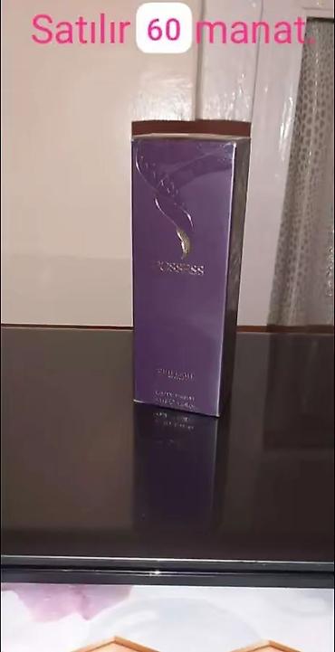 Ətriyyat: Oriflame brendinə aid "Dancing Lady Hypnotic Night" ətri. Bu ətir 50 — 39