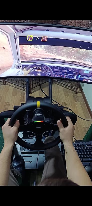Рули: Симрейсинг-комплект MOZA r5 кокпит + рулевая база + 2- руля + педали + — 2