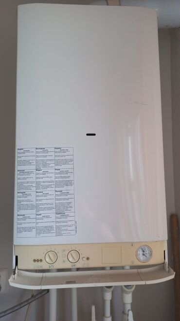 радиатор отопления: Biazi kombi 24luk ve 1eded radiator 1.20sm.Bu kombi evlərdə və ya