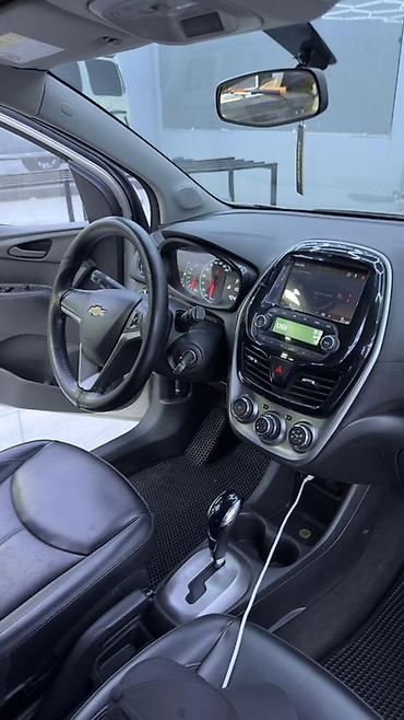 дешего: Chevrolet Spark: 2017 г., 1 л, Автомат, Бензин, Хэтчбэк — 5