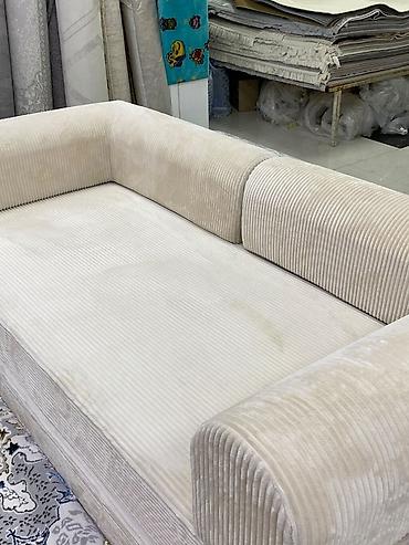 sofa: Без каркасный диван 
27.000 сомго берем — 4