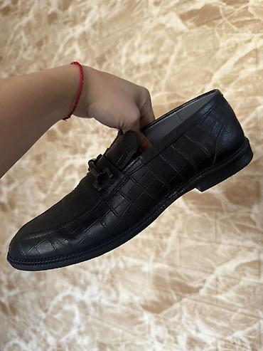 черные мужские мокасины: Kişi loaferləri – Real Men’s Shoes, ölçü 39 - Material: qara rəngdə — 1