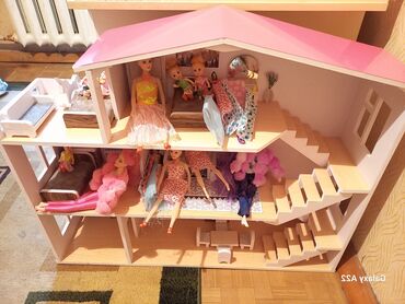 кукольный домик бу: Продаю кукольный домик для детей,чистый пользовались мало почти новый