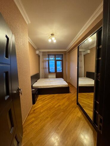 Uzunmüddətli kirayə mənzillər: Nərimanov metrosu yaxınlığı,Metroparkın arxasında,17 mərtəbənin,9-cu — 3