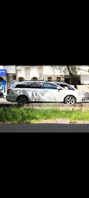 срв фаркоп: Toyota Avensis: 2004 г., 1.8 л, Механика, Бензин, Универсал