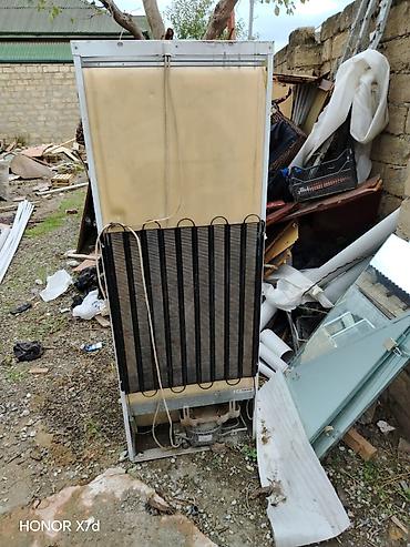 камера видеонаблюдения: Indesit iki kameralı soyuducu - Üst hissədə ayrıca dondurucu bölmə — 4