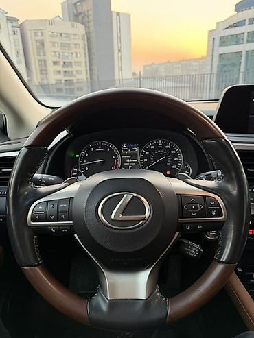 Lexus: Lexus RX: 2022 г., 3.5 л, Автомат, Бензин, Кроссовер — 9