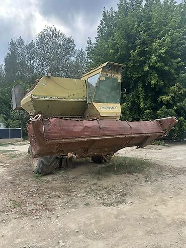 ячм: Комбайн зерноуборочный «Нива» СК-5М с жаткой + прицепная рама/тележка — 3