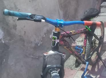 trex marlin 5: Şəhər və yüngül off-road üçün yığılmış velosiped - Rəngli “BOOM/JINX” — 4