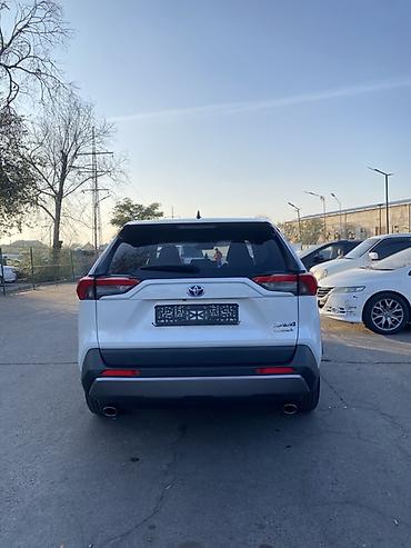 bmw 10: Toyota RAV4: 2020 г., 2.5 л, Автомат, Гибрид, Кроссовер — 4