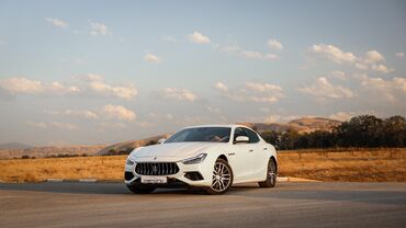 машина большая: Maserati Ghibli: 2018 г., 3 л, Дизель