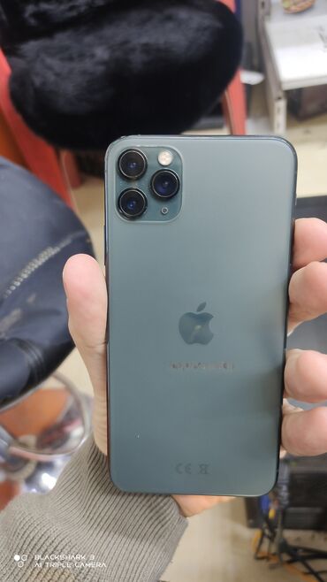 iphone 11 продам: IPhone 11 Pro Max, Б/у, 64 ГБ, Matte Midnight Green, Защитное стекло, Чехол, 71 %