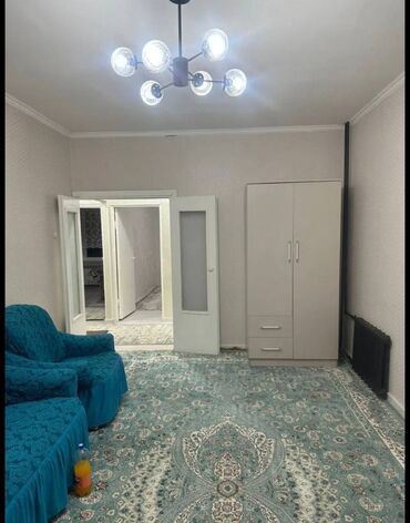 продаю дом с мебелью рабочий городок: 2 комнаты, 50 м², 105 серия, 2 этаж, Евроремонт