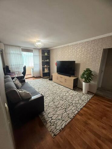 1 комнатная квартира 8 мкр: 3 комнаты, 58 м², 104 серия, 4 этаж, Косметический ремонт