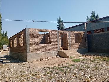 продаю дом раздолные: Срочно сатылат номерге чала бергиле Характеристики: - Материал стен — 1