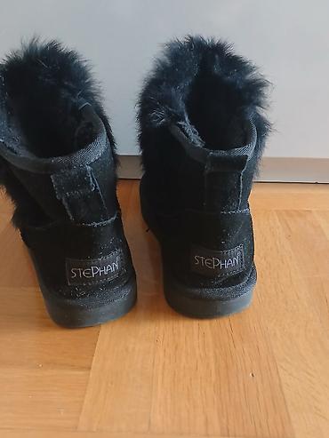 bata obuca promenada: Crne ženske zimske čizme STEPHAN, model do članka. - Materijal: meki — 4