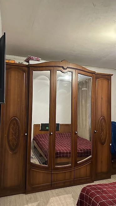 коробка крафт: Шкаф-купе распашной классического дизайна из массива/МДФ под тёплое — 2