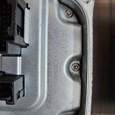 mercedes panel: Mercedes üçün fara blokları satılır. Qiymət 1 ədədinə aiddir. Detal — 5