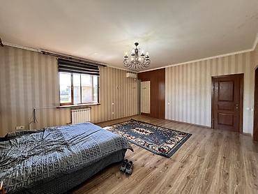 уч: 5 жана андан көп, 289 м², 8 соток, Төмөнкү Ала-Арча, Риелтор — 10