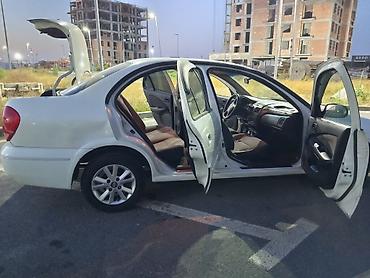 jetta 2008: Nissan Sunny: 1.3 l | 2008 il Sedan — 3