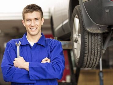 Автобизнес, сервисное обслуживание: Требуются мастера в автосервис Требуются мастера мелкосрочного ремонта
