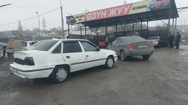 купить чехлы на гольф 4: Daewoo Nexia: 1994 г., 1.5 л, Седан