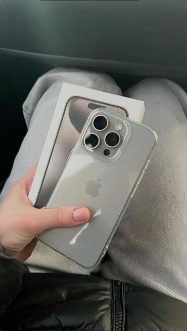 старые кнопочные телефоны: IPhone 15 Pro Max, Б/у, 256 ГБ, Белый, Кабель, 92 %