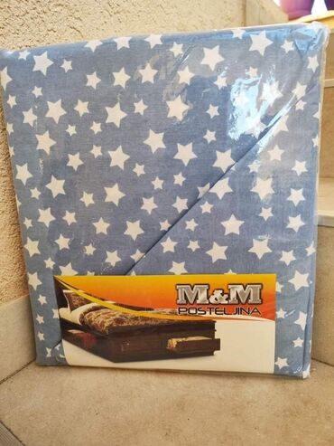 Posteljina: Cena 2400 din Pamučna posteljina Sadrzaj seta: -materijal 100% — 6