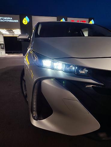 приус прайм: Toyota Prius: 2017 г., 1.8 л, Автомат, Гибрид, Хэтчбэк — 6