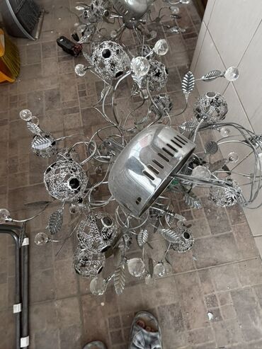 Çilçıraqlar: Çılçıraq, 10 və daha çox lampa, Metal
