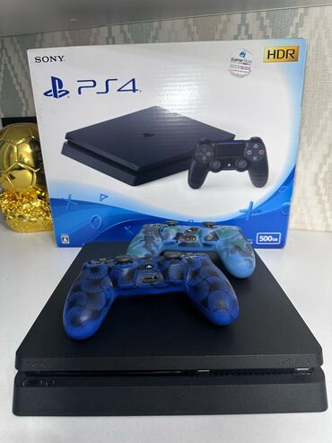PS4 (Sony PlayStation 4): Срочно продаю Sony playstation 4 в идеальном состоянии в комплекте 2