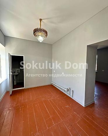 барачный дом: 🏠Продается дом в с. Сокулук 🟡 Комнаты: 1 🟡 Дополнительно: Продаются — 4