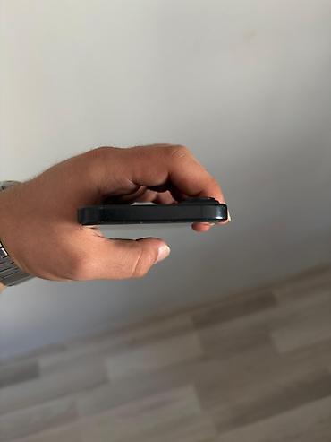 ipone 5 s: IPhone 16, 256 GB, Jet Black, Zəmanət — 4