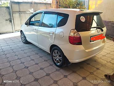 Honda: Honda Fit: 2002 г., 1.3 л, Вариатор, Бензин, Хэтчбэк — 5
