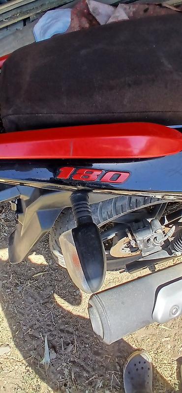 daewoo matiz 2004: Мотоцикл Bajaj Pulsar 180, черный. Ключевые особенности: - Двигатель — 4