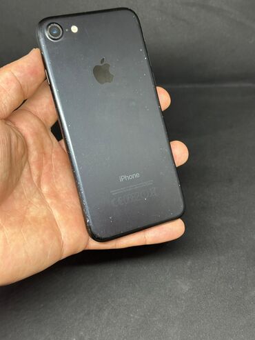 aifon 7: IPhone 7, Б/у, 32 ГБ, Черный, 62 %