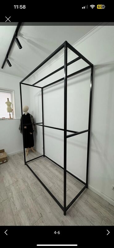 ящик для хлеба: Продаю кронштейны, размеры 1,5 на 2,0