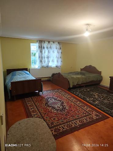 digah ev: Qusar şəhərində, Xıdır restoranı ilə üzbəüz yerləşən iki mərtəbəli ev — 7
