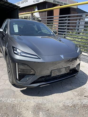оборотный плук: Changan : 2026 г., 1.5 л, Электромобиль, Кроссовер — 1