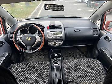 Honda: Honda Jazz: 2006 г., 1.3 л, Механика, Бензин, Хэтчбэк — 9