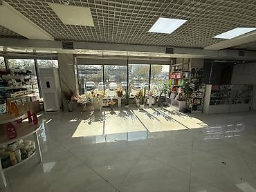 рекламный ролик: Сдается два коммерческие места в Мега Сити, по адресу: Улица Исы — 8