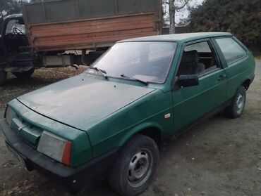 продаю в связи с переездом: ВАЗ (ЛАДА) 2108: 1987 г., Хетчбек